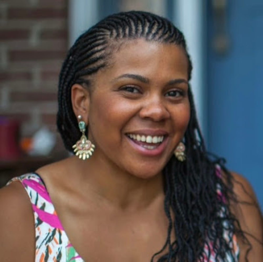 Meet your Posher, Courtney diane